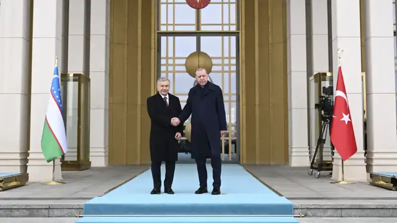 Özbekistan Cumhurbaşkanı Mirziyoyev, Ankara'da Türk Dünyası İçin Tarihi Bir Buluşma Gerçekleştirdi