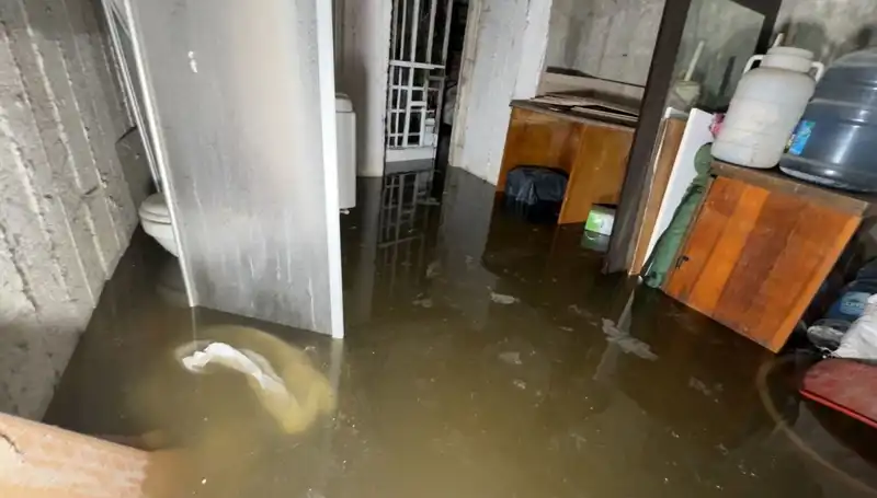 Avcılar'da Su Baskını: Yeraltı Su Seviyesi Arttı, Mahalleler Su Altında Kaldı