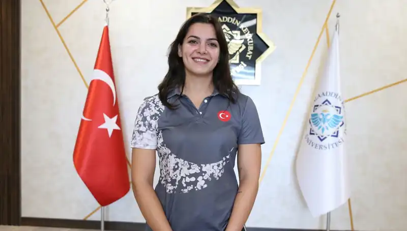 Esra'nın Altın Madalya Yolculuğu: Dünya Şampiyonası Hedefi