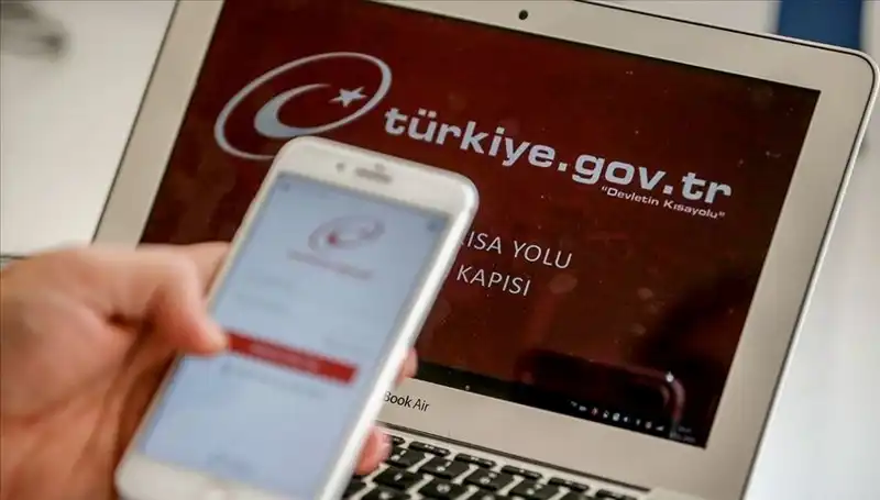 Türkiye'de e-Devlet Üzerinden 8 Bini Aşkın Hizmete Erişim Kolaylığı