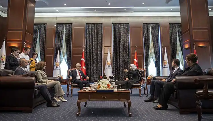 AK Parti Bayramlaşma Programı Açıklandı: CHP’nin Daveti Neden Yok?