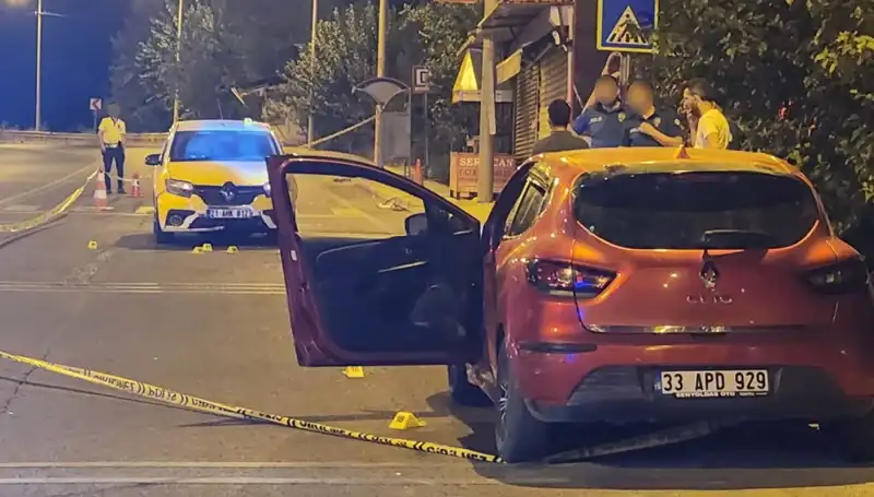 İki Grup Arasında Silahlı Çatışma: 2 Kişi Hayatını Kaybetti, 5 Yaralı