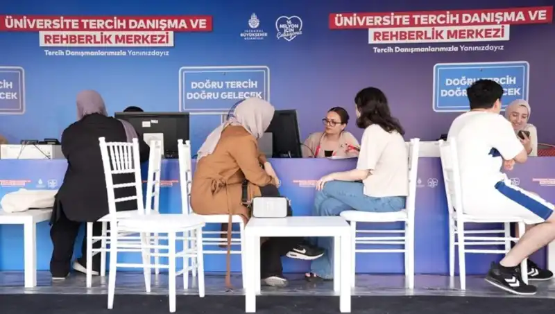 İstanbul'da Tercih Danışma Merkezleri: Öğrencilerin Yeni Destek Noktası