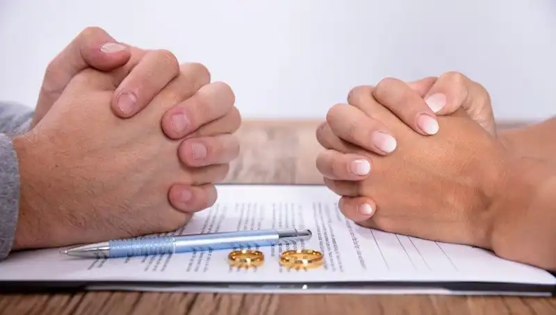 Süresiz Nafaka Düzenlemesi: Değişiklikler Ne Götürüyor, Neleri Sadece Kandırıyor?