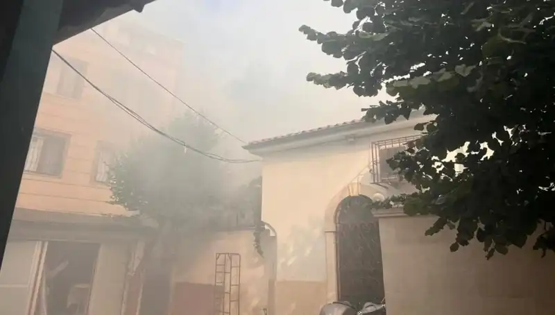 Fatih'te Tarihi Tahta Minare Hamamı'nda Neden Yangın Çıktı?