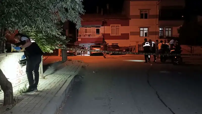 Karaman'da Korkunç Olay: Kız Arkadaşıyla Tartışan Genç Dehşet Saçtı