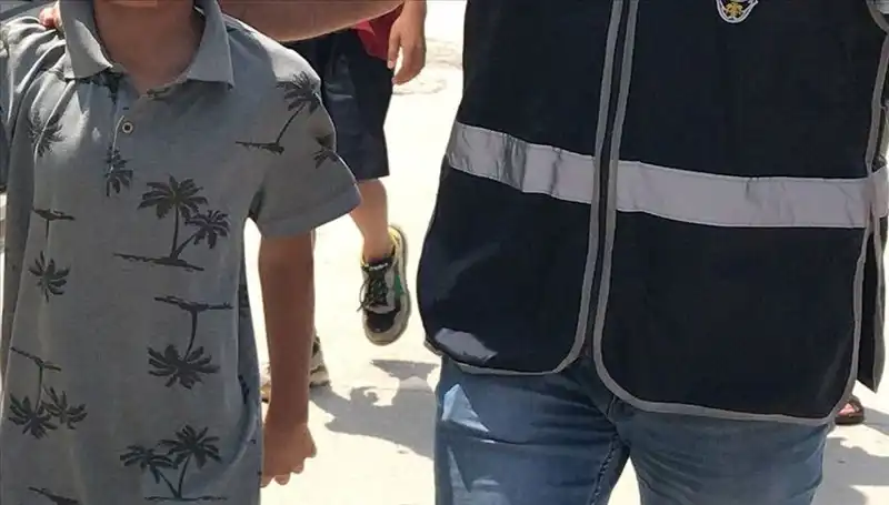 Türkiye’de 612 Bin Çocuk Suça Sürükleniyor: Nedenler ve Çözümler Neler?