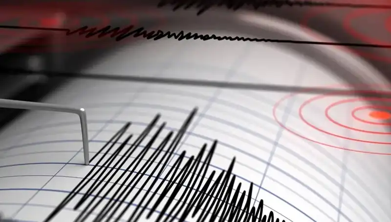Manisa'da Şoke Eden 4 Büyüklüğünde Deprem! Herkes Tedirgin Oldu
