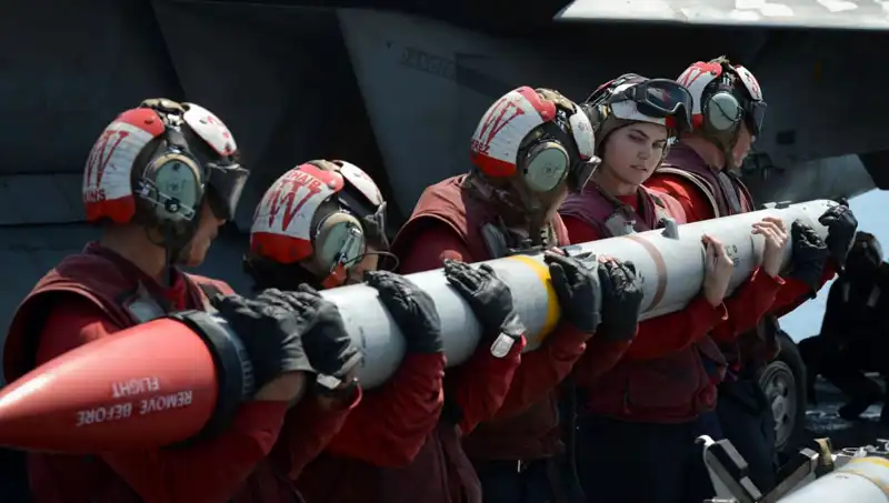 Amerikan Füzeleri Suudi Arabistan'a Gönderiliyor: Stratejik Gelişmeler Neler?