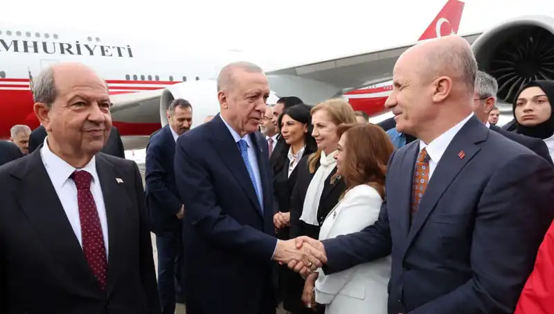 KKTC'ye Tarihi Ziyaret: Erdoğan'dan Rum Yönetimine Mesajlar