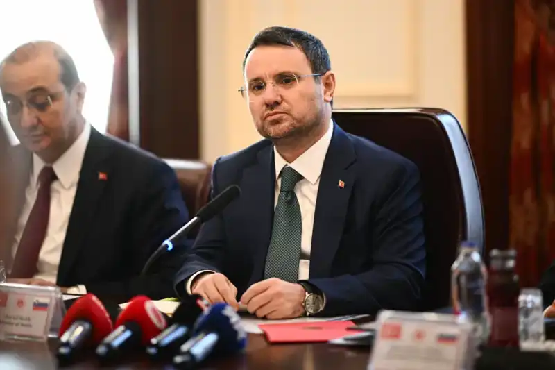 Akın Gürlek: Kararlılıkla Atılan Adımlar, Geleceği Şekillendiriyor