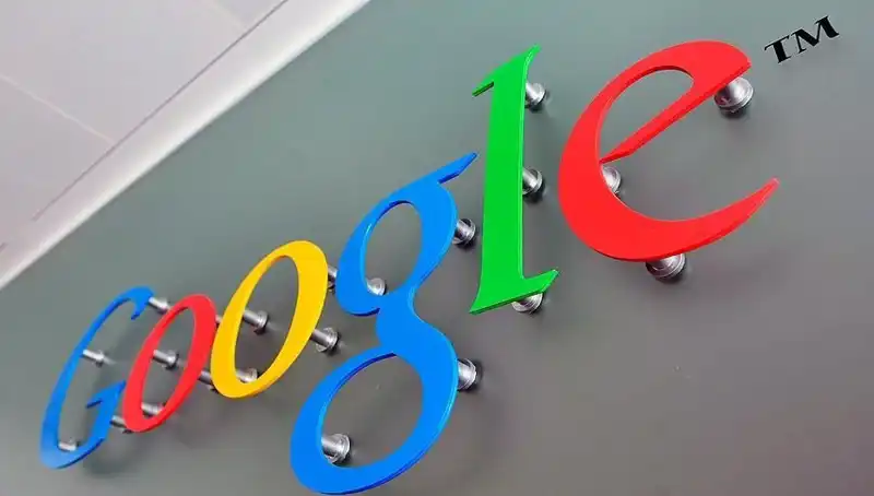 Google, Görüşmeleri Anlık Olarak Çevirme Özelliğini Hayata Geçiriyor