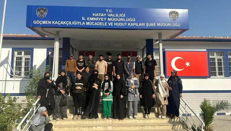 Minibüste Yakalanan 24 Göçmen Hikayesi: Sınırda Tüyler Ürperten Olay