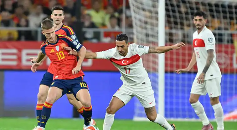 İspanya ve Türkiye Maçı Göz Dolduran Beraberlikte Sonuçlandı: 2-2