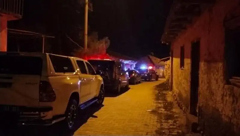 Oğul Cinayeti: Aile, Babayı Acıyla Uğurladı