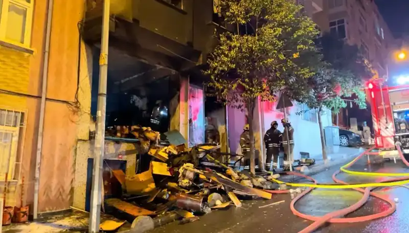 Bağcılar'da Beş Katlı Binada Yangın Paniği: Neyin Nesi Bu Olay?